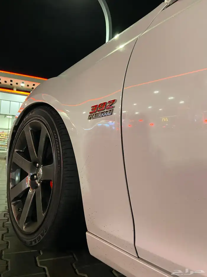 كرايسلر srt 9