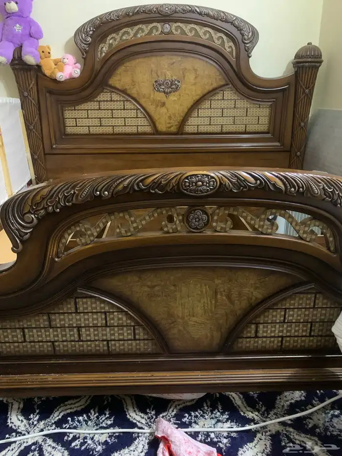 wardrobe  bed with mattress  mirror Unit 0