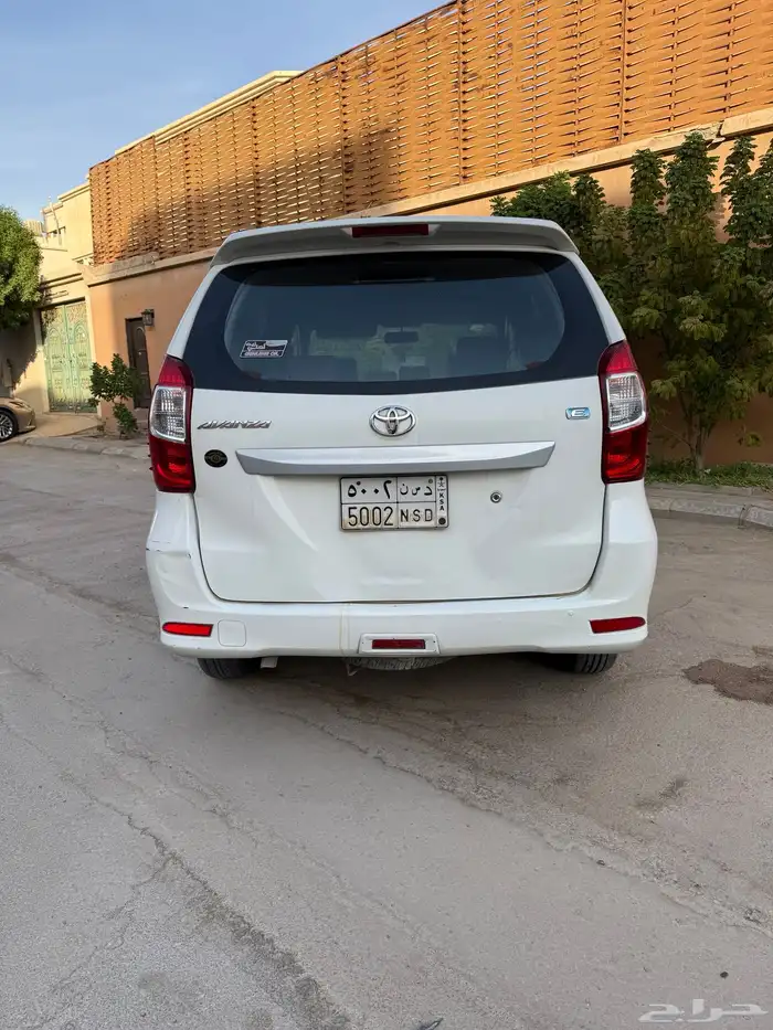 افانزا 2018 ابيض نظيف 2