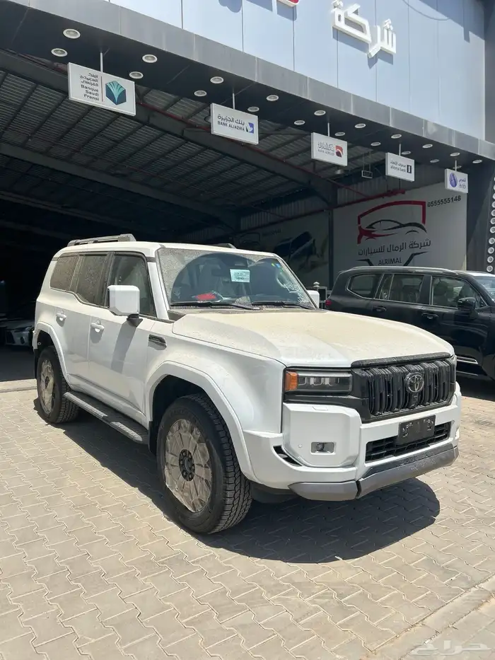 تويوتا  برادو VXL-3 بنزين فل كامل ابيض 286000 شامل الضريبة 1