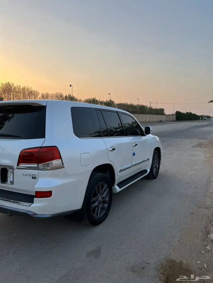 للبيع لكزس 570 DD 2