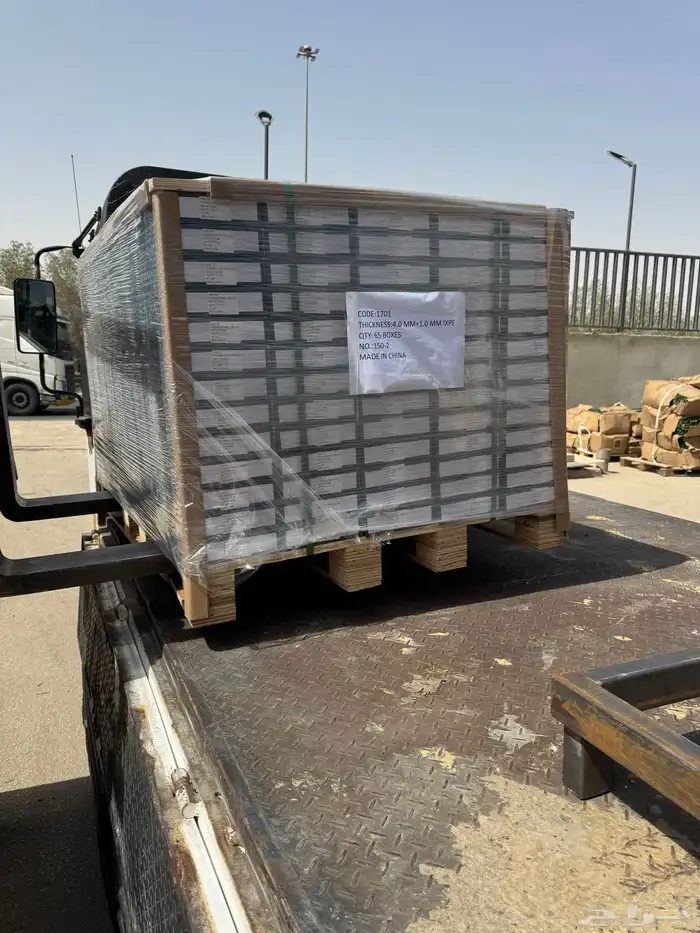 عملائنا الكرام المستودعات الجملة لل ديكورات الداخلية 32