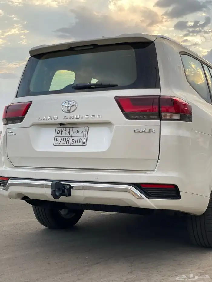 للبيع لاندكروزر 2025 ماشي 4 الاف رقم 4 11