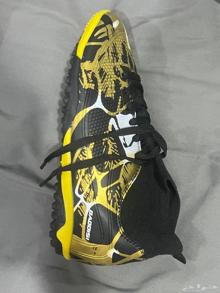 جزمة رياضية جديدة 0