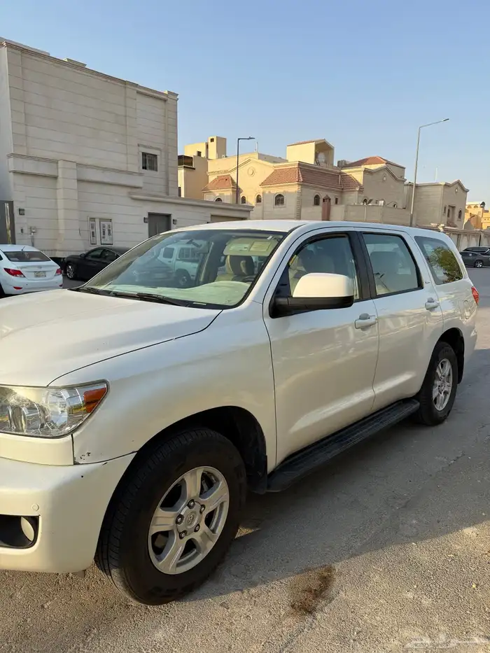 تويوتا سكويا 2015 12