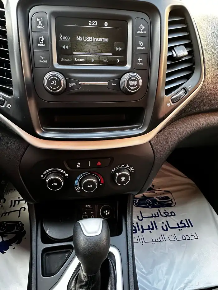 جيب شيروكى سبورت 2016 9