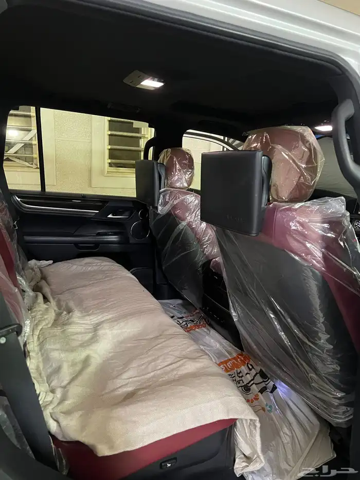 لكزس 2018 فل كامل LX570 سبورت 11