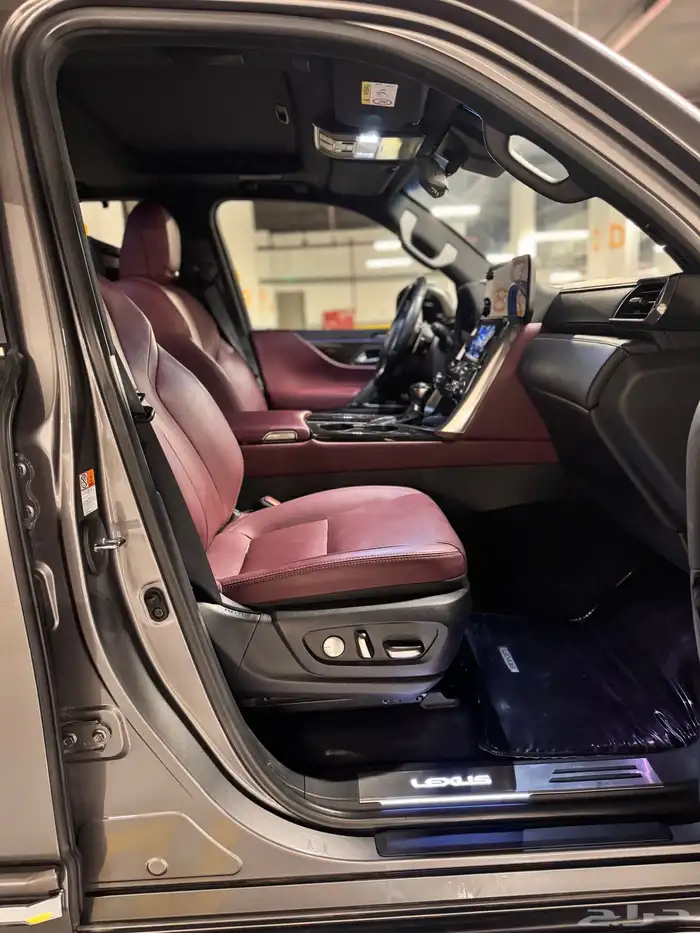 لكزس LX600 BB موديل2023 15