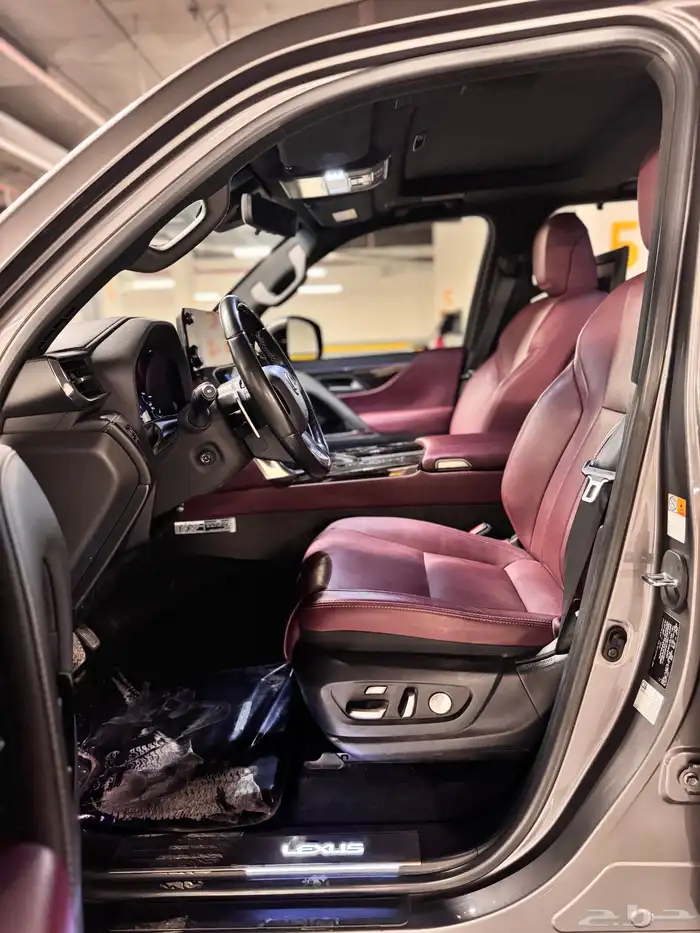 لكزس LX600 BB موديل2023 13