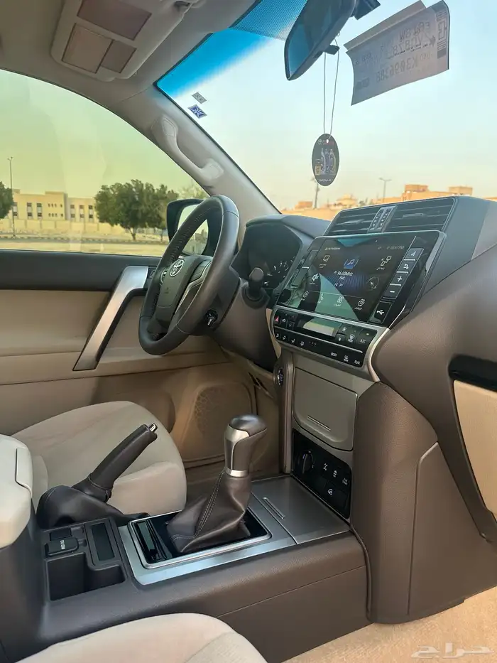 جيب برادو 2023 للبيع 24