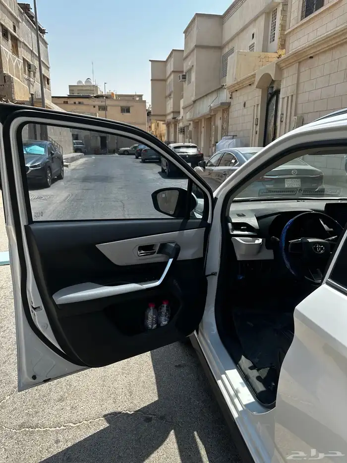 Toyota veloz 2024 16