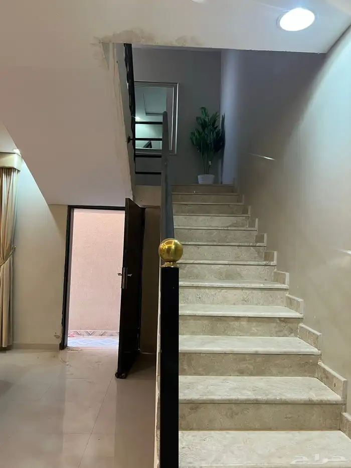 دور ارضي للايجار 9