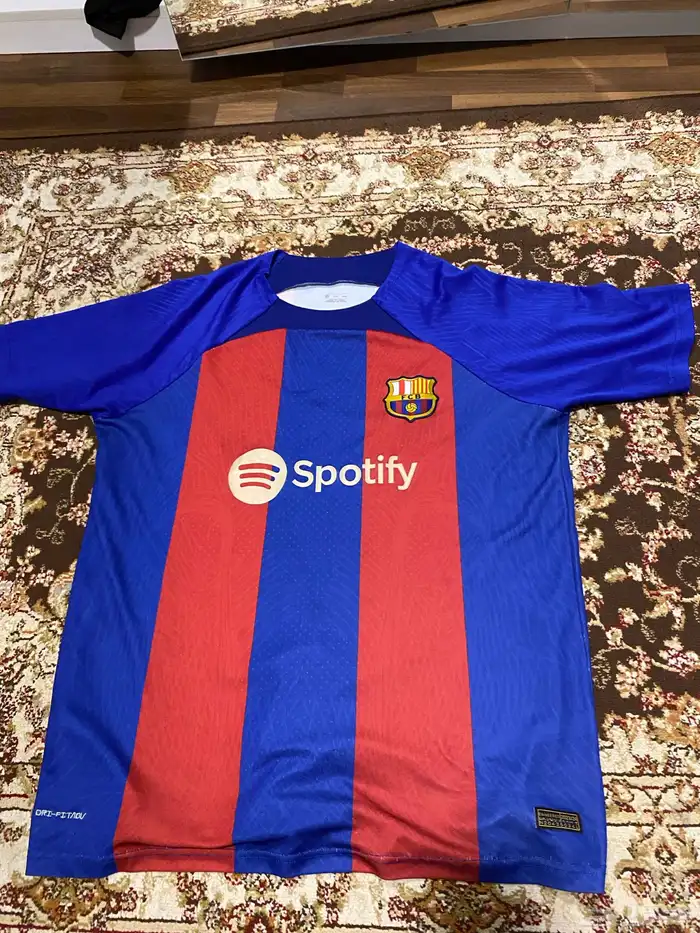 تيشيرت برشلونا 0