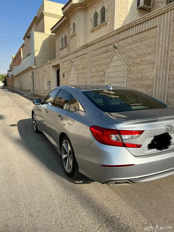 هوندا اكورد فل كامل ممشى قليل 3