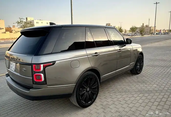 رنج روفر بلاك اديشن 2020 6