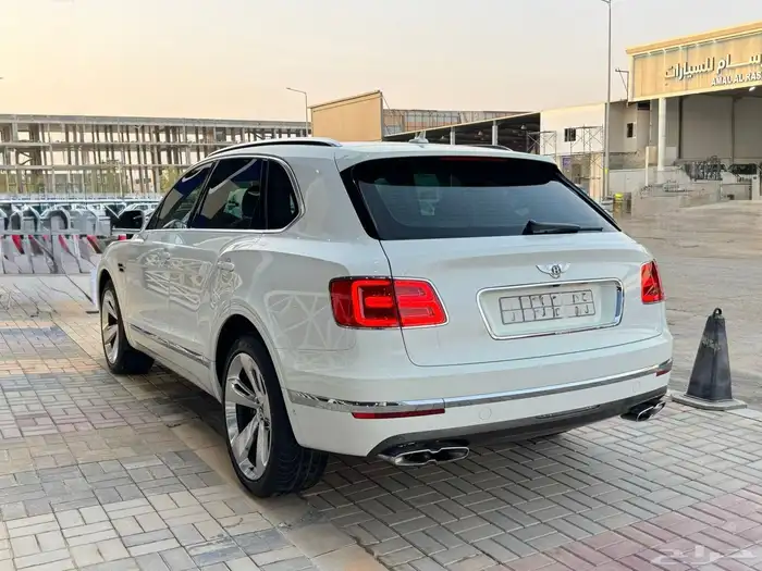 (( تم البيع )) بنتلي بنتياقا 2019 V8 3