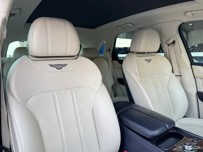 (( تم البيع )) بنتلي بنتياقا 2019 V8 6