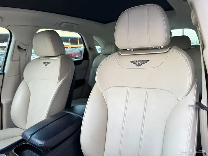 (( تم البيع )) بنتلي بنتياقا 2019 V8 9