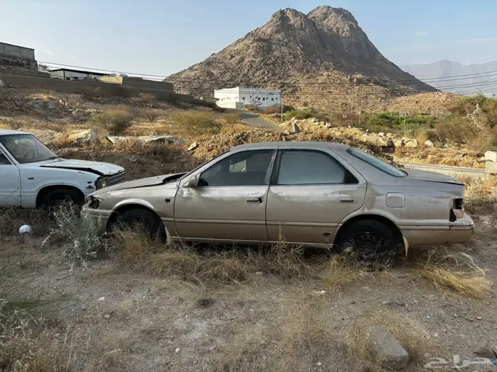 قطع غيار كرلا وكامري 4