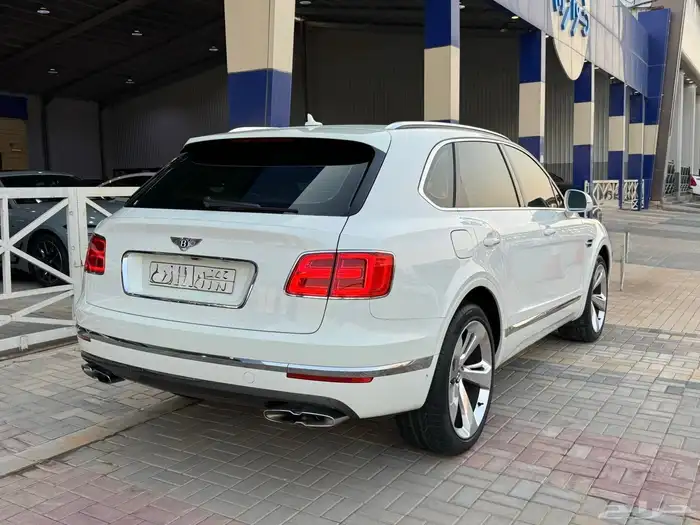 (( تم البيع )) بنتلي بنتياقا 2019 V8 2
