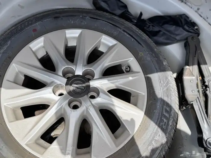 كورولا حجم مكينة كبير 2000cc 31