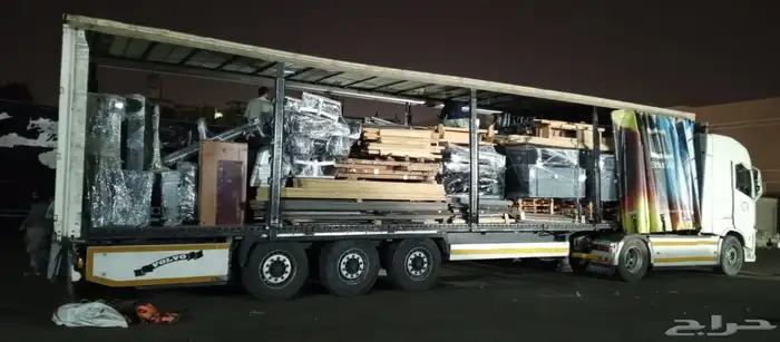 مشروع ترفيهي مربح   تجهيز بولينغ وملاهي وملاعب بادل بجودة عا 0