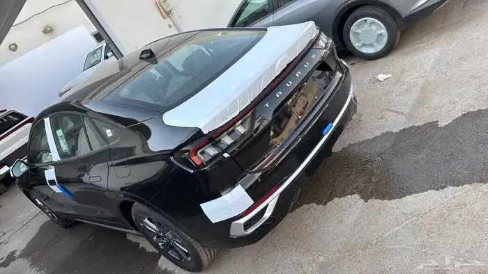 فورد تورس ترند نص فل بنزين 2026 سعودي صيانه مجانيه 2