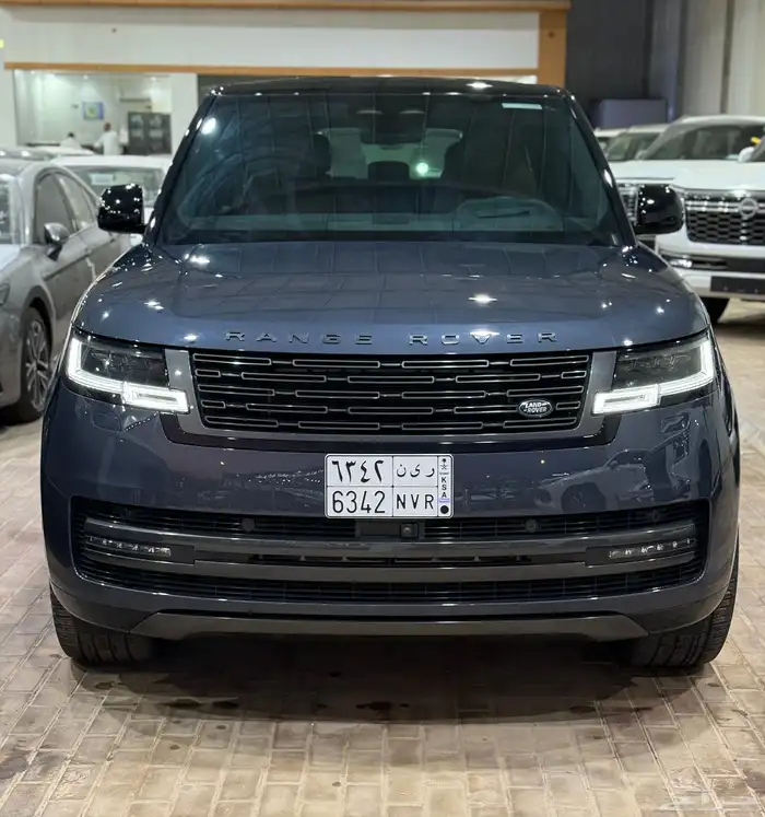 لاندروفر رنج ( HSE ) كويتي 2024 ماشي ( 14 الف ) 1