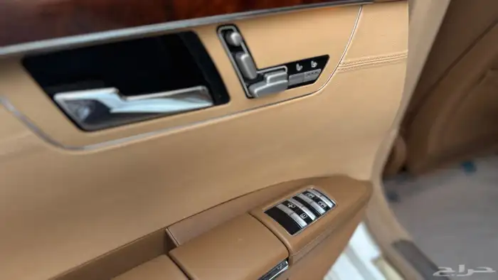 مرسيدس بنوراما S500 2006 ( محول 2013 63 ) 32