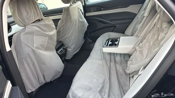 فورد تورس ترند نص فل بنزين 2026 سعودي صيانه مجانيه 11