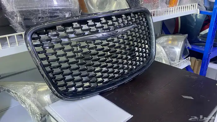 شبك كرايزلر s300 2021 اصلي وكالة مستخدم 0