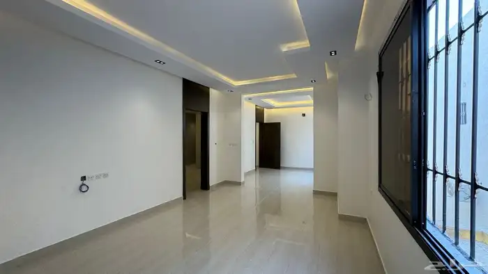 ادوار فاخره للبيع في حي بدر الشفا 7