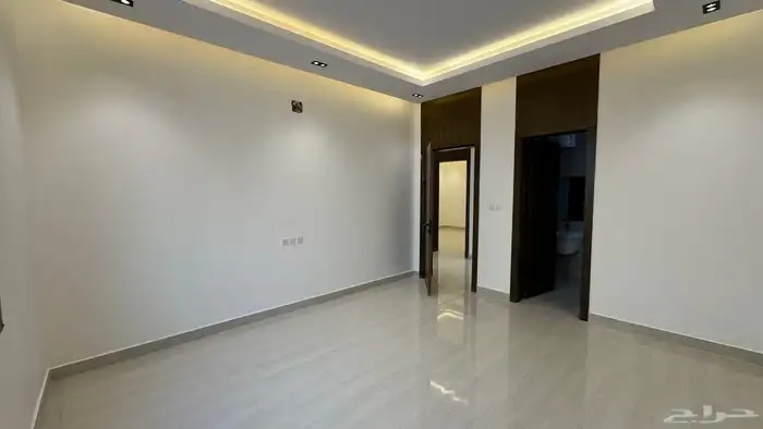 ادوار فاخره للبيع في حي بدر الشفا 9