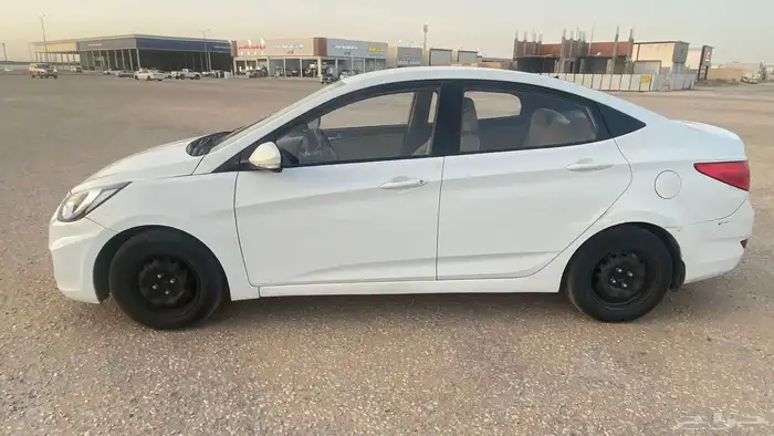 اكسنت مستعجل بالبيع 2015 3