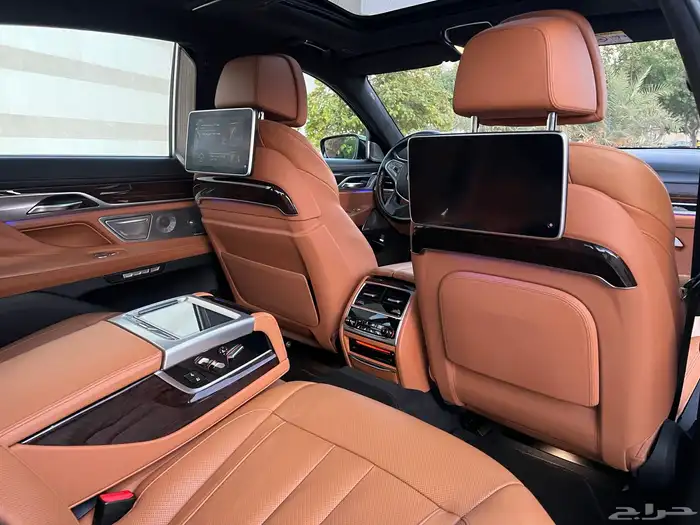 بي ام دبليو ( 750 LI ) الموديل 2016 فل ممشى قليل شبه جديد 45