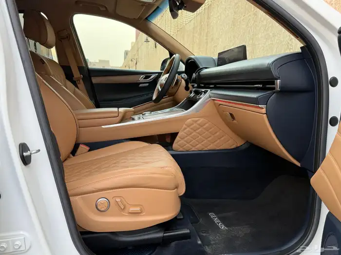 جنسس GV 80 2021 39