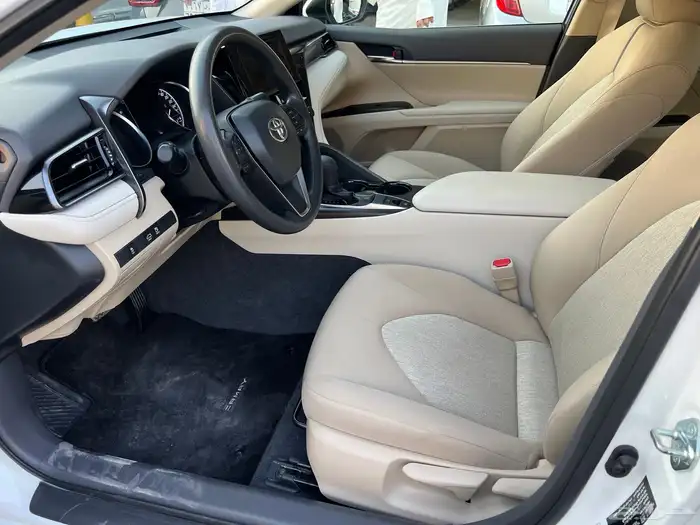 تويوتا كامري 2022 استاندر 8