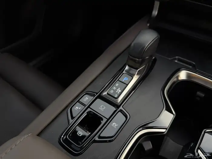 لكزس RX 350 h 2023 سعودي على الضمان 16