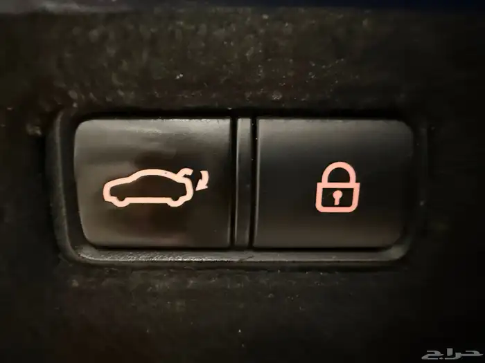 جنسس 2015 G80 رويال V8 (عرض اليوم الوطني ) 14