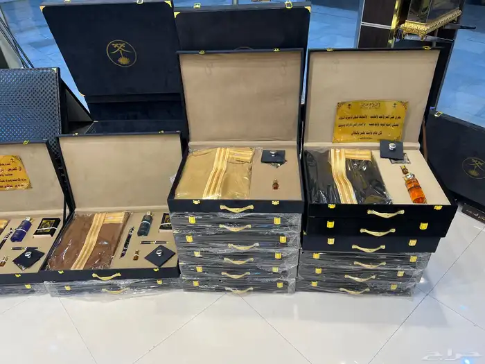 محل هدايا رجاليه سيوف دروع هدايا دروع هدايا سيوف 1