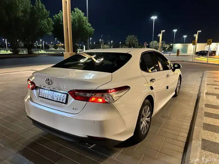 كامري2019ستاندر 4