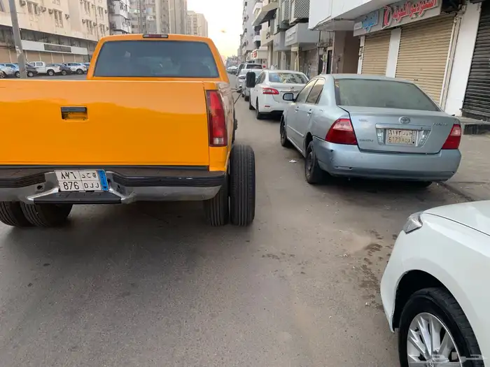 جمس سييرا 99 واردالدفاع المدني ديزل دبل تاير للبيع 8