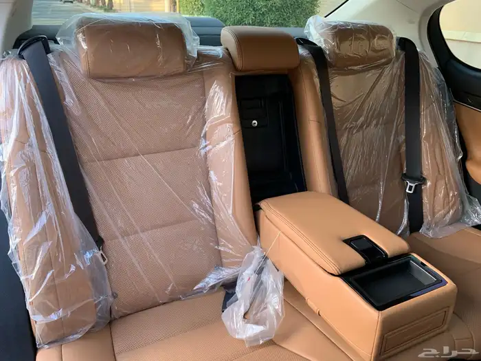 لكزس GS300 موديل 2018 بحالة الوكاله ممشى 26 الف 40