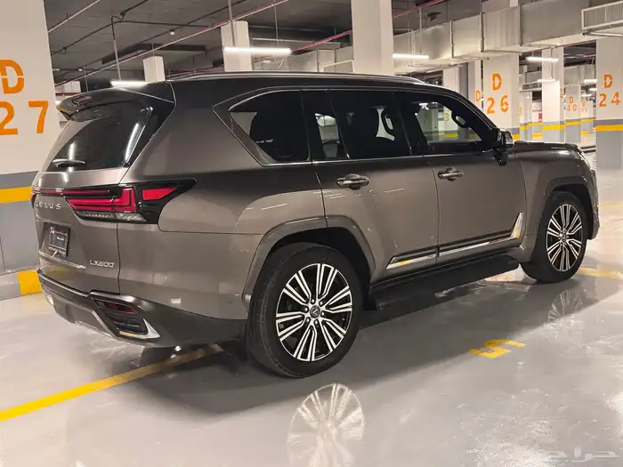 لكزس LX600 BB موديل2023 7