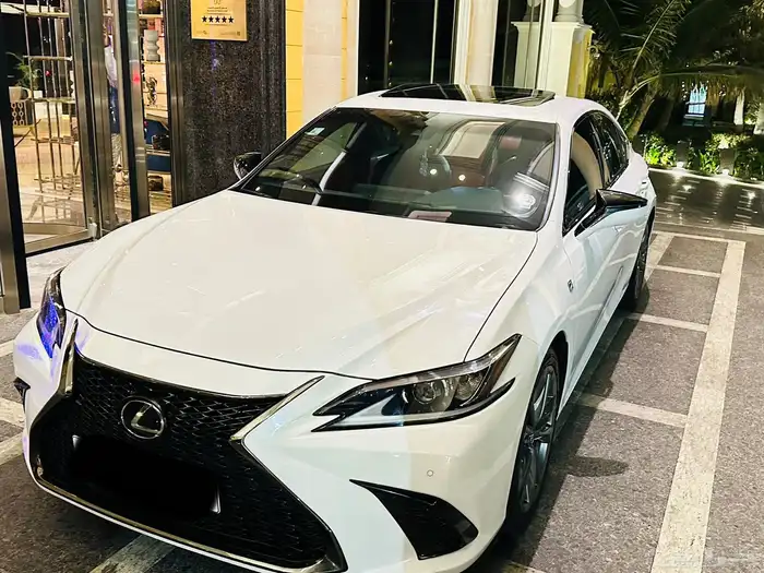 لكزس ES350 2020 F SPORT 4