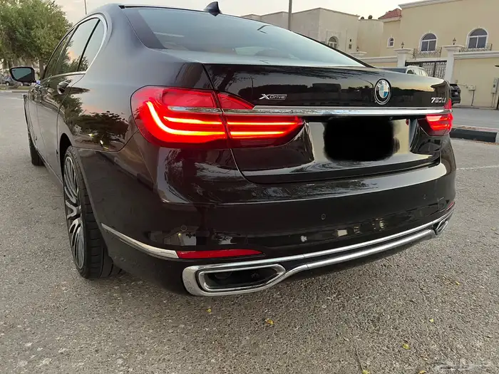 بي ام دبليو ( 750 LI ) الموديل 2016 فل ممشى قليل شبه جديد 75