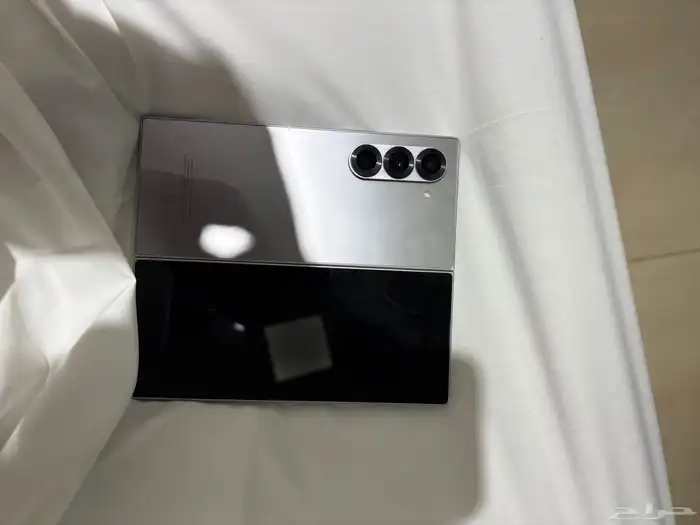 سامسونق ZFOld6 0