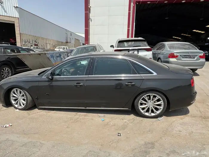 اودي 2012 A8 2