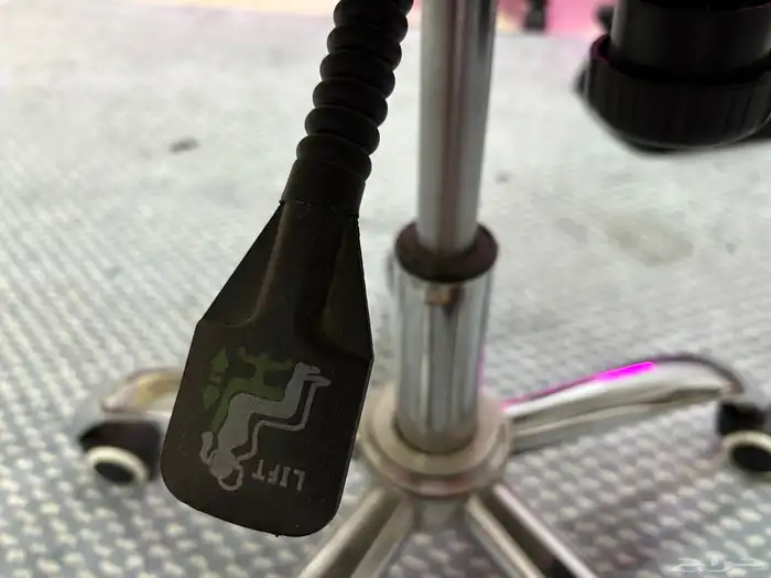 كرسي متحرك هيدروليك 0