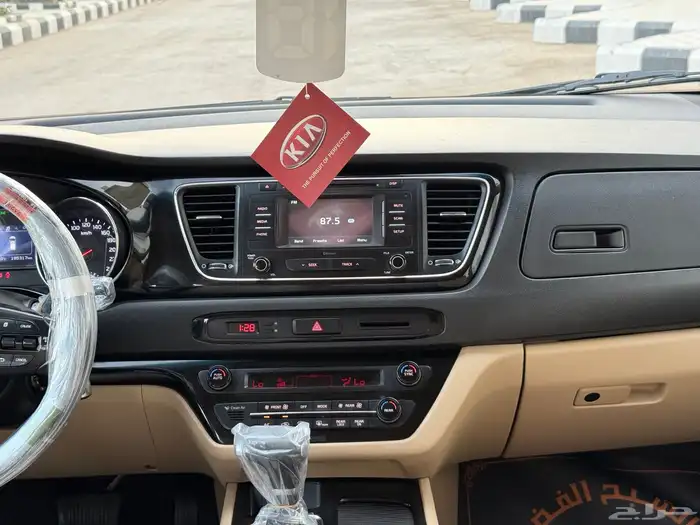 كيا كرنفال موديل 2018 نص فل 26